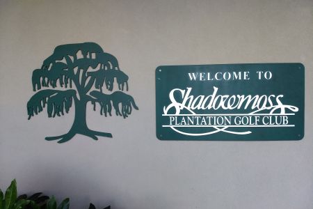 Welcome-Sign-Outside